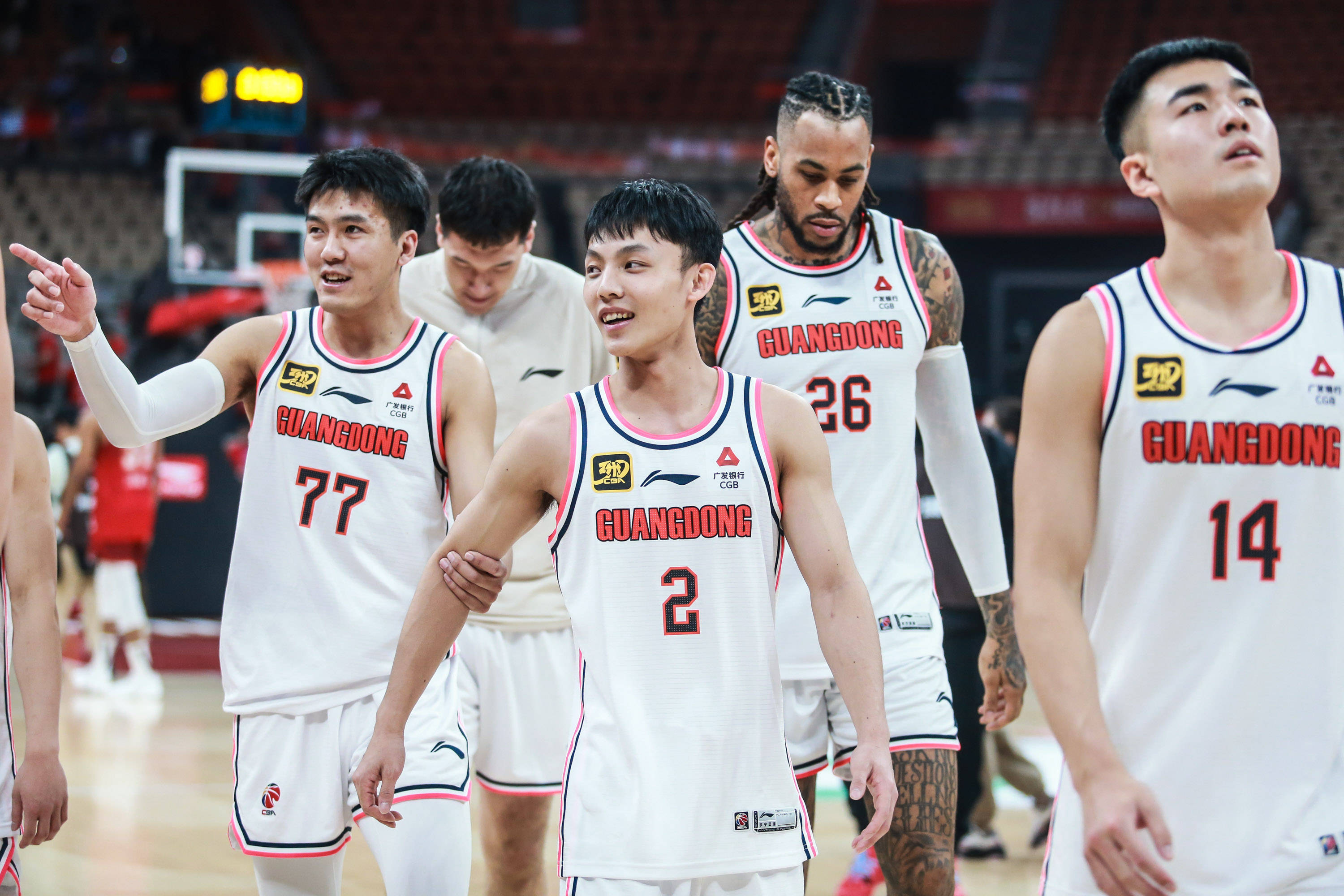 关于丹佛掘金发布备战花絮，冲刺阶段造点机会，CBA季后赛任务艰巨，训练强度明显提升的信息