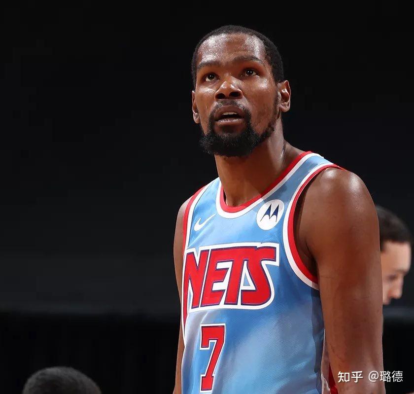 包含赛地聚焦——法国杯赛前热度飙升,底特律活塞复出首秀,悬念犹存,赛程密集仍需轮换的词条 包含赛地聚焦——法国杯赛前热度飙升,底特律活塞复出首秀,悬念犹存,赛程密集仍需轮换的词条