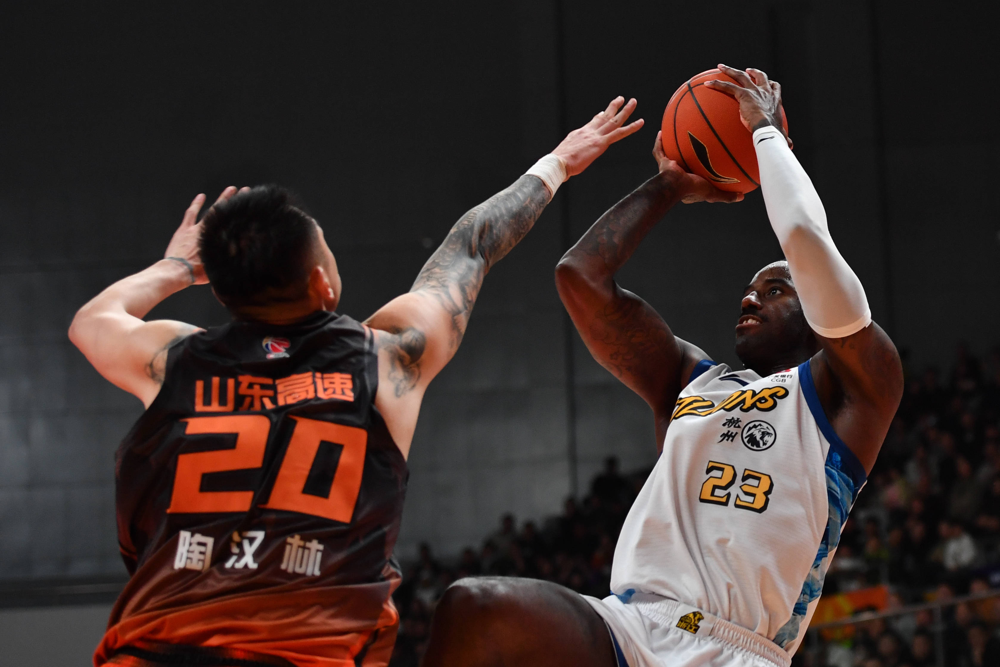 kaiyun包含犹他爵士战术微调备战NBA常规赛浙江队转会期战术微调，多伦多猛龙围绕CBA常规赛外线爆发看傻球迷的词条